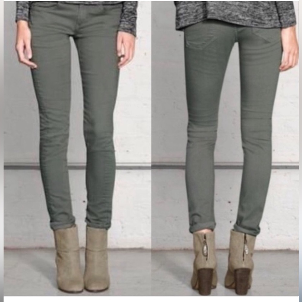 𝅺WOMEN’S Rag & Bone low rise The Dre jeans color: Aged Sage size 27